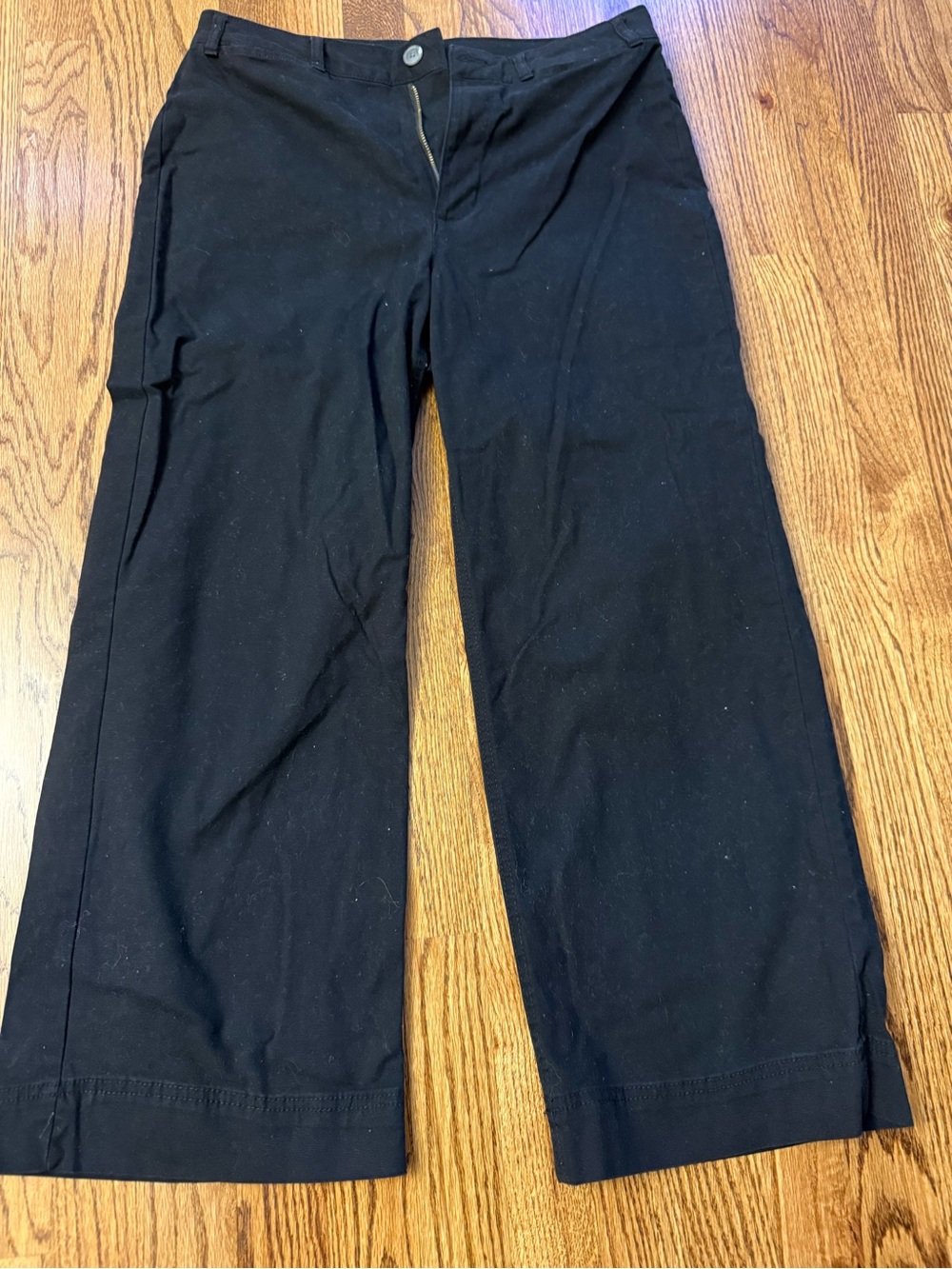 Old Navy Ladies’s Wide Leg Chino pant 25” inseam